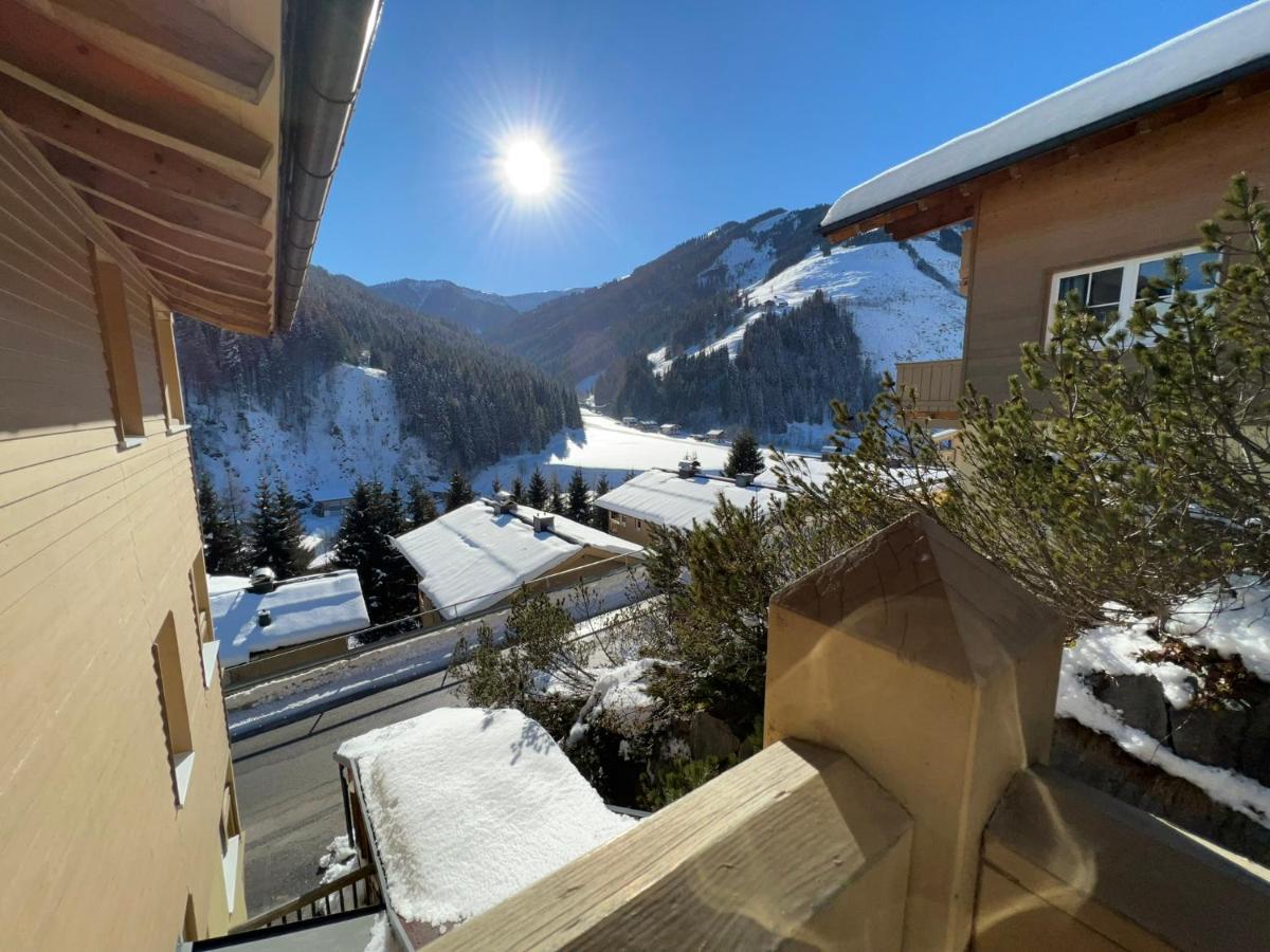 Alpenparks Apartment & Ferienresort Rehrenberg Viehhofen Dış mekan fotoğraf