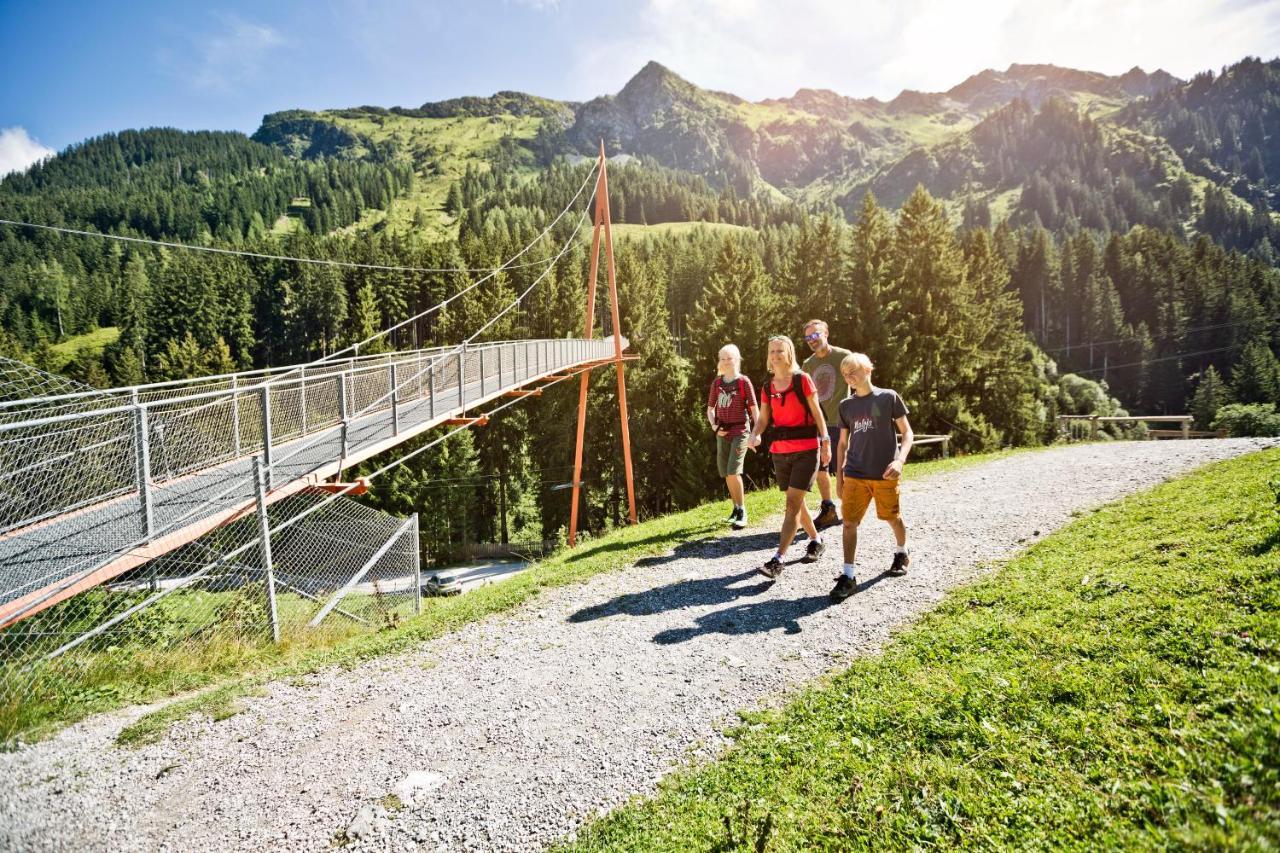 Alpenparks Apartment & Ferienresort Rehrenberg Viehhofen Dış mekan fotoğraf